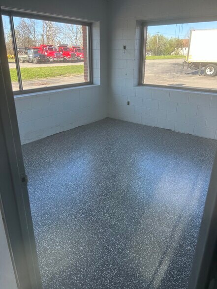 More Photos Of 2 Main St, Depew Refrigeration Cold Storage For Lease