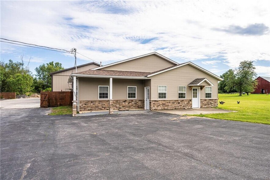 Primary Photo Of 1457 Eden Evans Center Rd, Angola Storefront For Lease