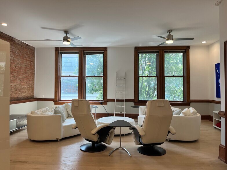 More Photos Of 22 Campbell Ave SE, Roanoke Storefront Retail Residential For Sale