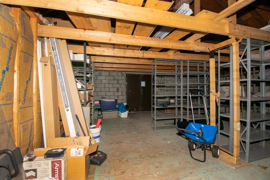 More Photos Of 940 Eddystone Ave, Eddystone Warehouse For Sale