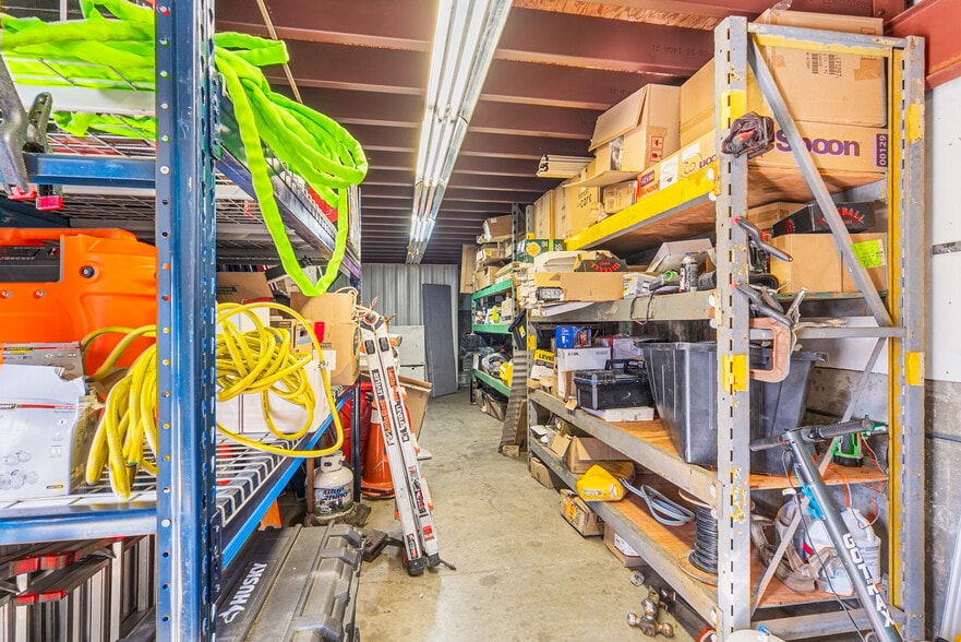 More Photos Of 260 Old Nicholson Rd, Walton Warehouse For Sale