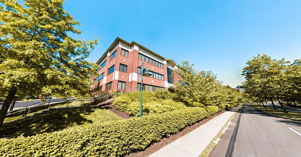 More Photos Of 6031 Wallace Road Ext, Wexford Office For Lease