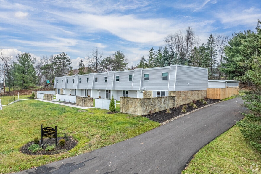 Primary Photo Of 2215 Aurora Dr, Pittsburgh Apartments For Sale