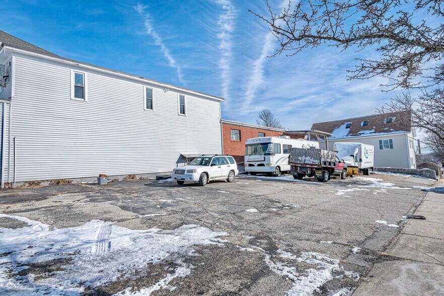 More Photos Of 42-46 Main Rd, Tiverton Storefront Retail Residential For Sale