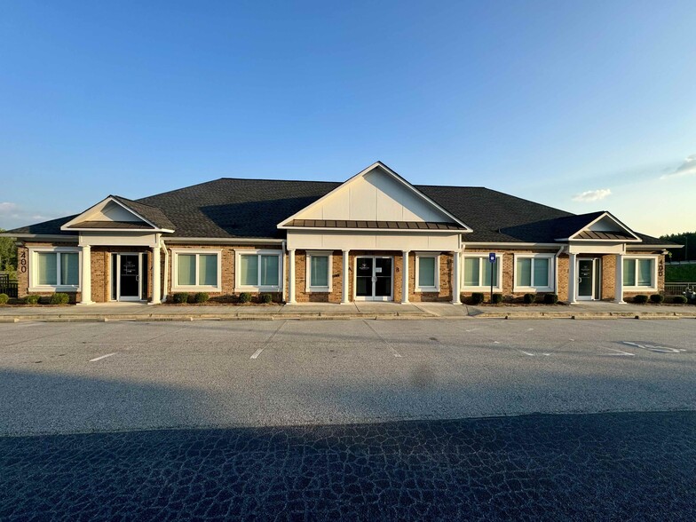 Primary Photo Of 175 Country Club Dr, Stockbridge Office For Lease