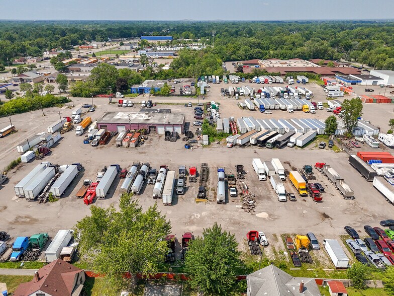 More Photos Of 26380 Van Born Rd, Dearborn Heights Truck Terminal For Sale