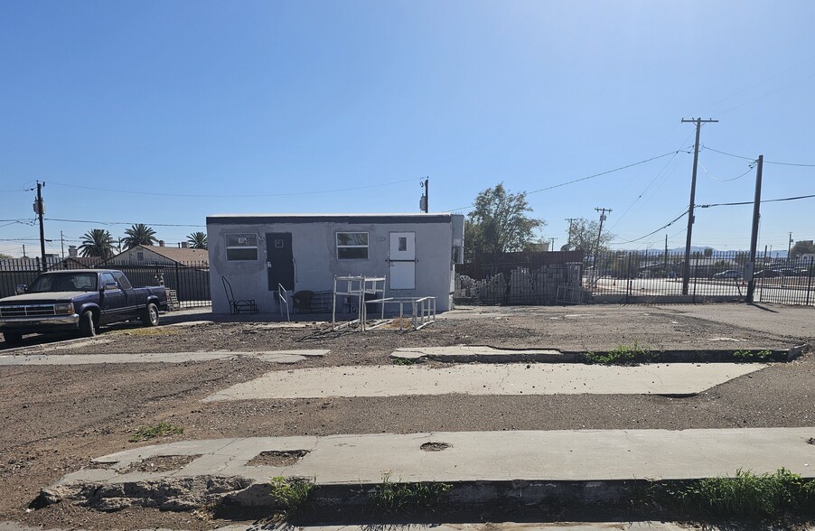 More Photos Of 2901 E Van Buren St, Phoenix Land For Lease