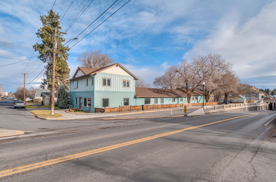 Primary Photo Of 612 NW Hill St, Bend Office For Lease