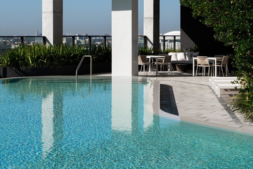 More Photos Of 23 NE 17th Ter, Miami Apartments For Lease