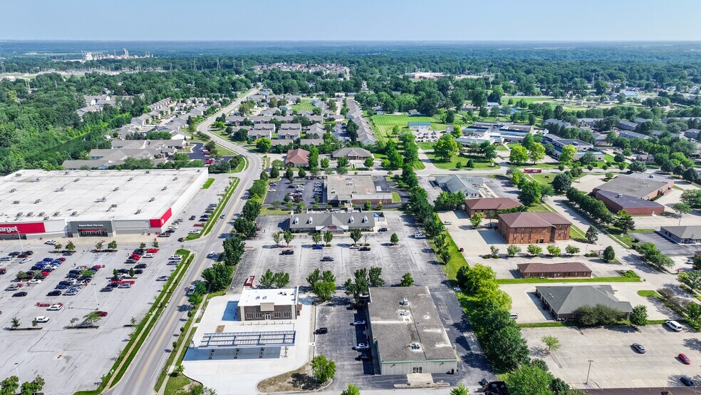 More Photos Of 79 Shenandoah Dr, Lafayette Restaurant For Sale