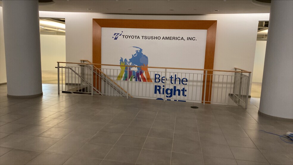 More Photos Of 805 Third Ave, New York Office For Lease