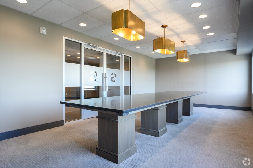 More Photos Of 261 Old York Rd, Jenkintown Medical For Lease