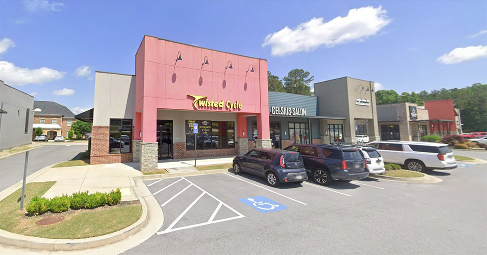More Photos Of 2495 Cedarcrest Rd, Acworth Storefront For Lease