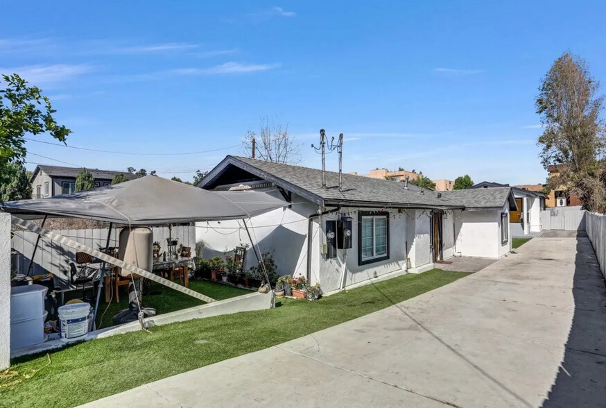 More Photos Of 515 63rd St, San Diego Apartments For Sale