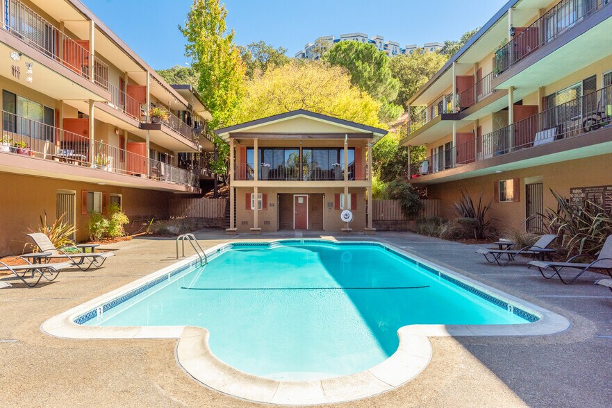 More Photos Of 155 Nova Albion Way, San Rafael Apartments For Sale