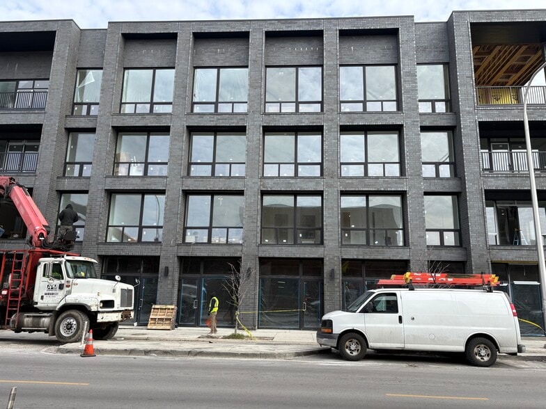 Primary Photo Of 2244 W Grand Ave, Chicago Apartments For Sale