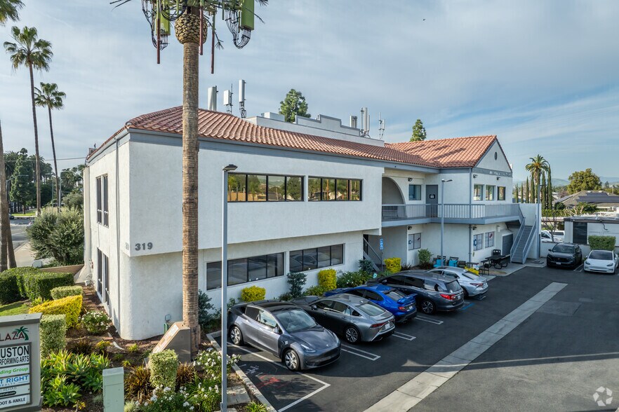 Primary Photo Of 319 E Palm Dr, Placentia Medical For Sale