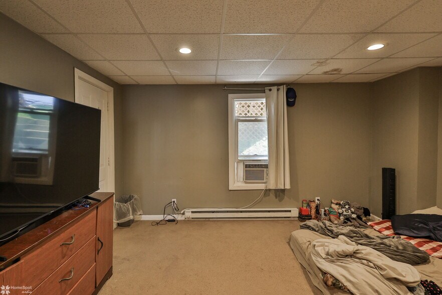 More Photos Of 302 W Abbott St, Lansford Multifamily For Sale