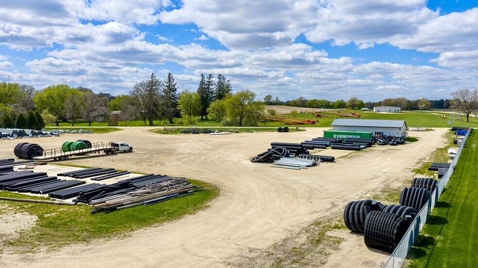 More Photos Of 535 W Main St, Le Roy Industrial For Sale