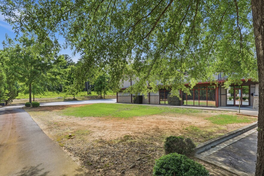More Photos Of 142 Mall Connector Rd, Greenville Land For Sale