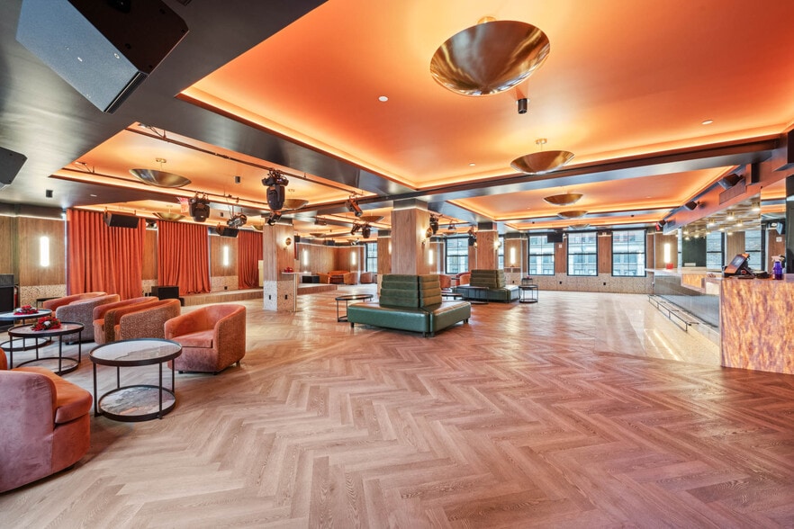 More Photos Of 1412 Broadway, New York Office For Lease