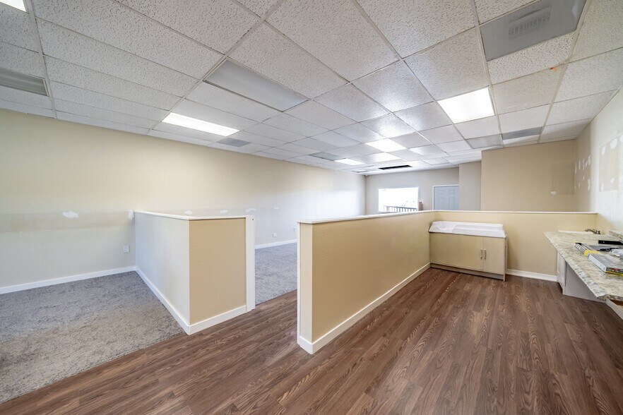 More Photos Of 27500 Marguerite Pky, Mission Viejo Freestanding For Lease