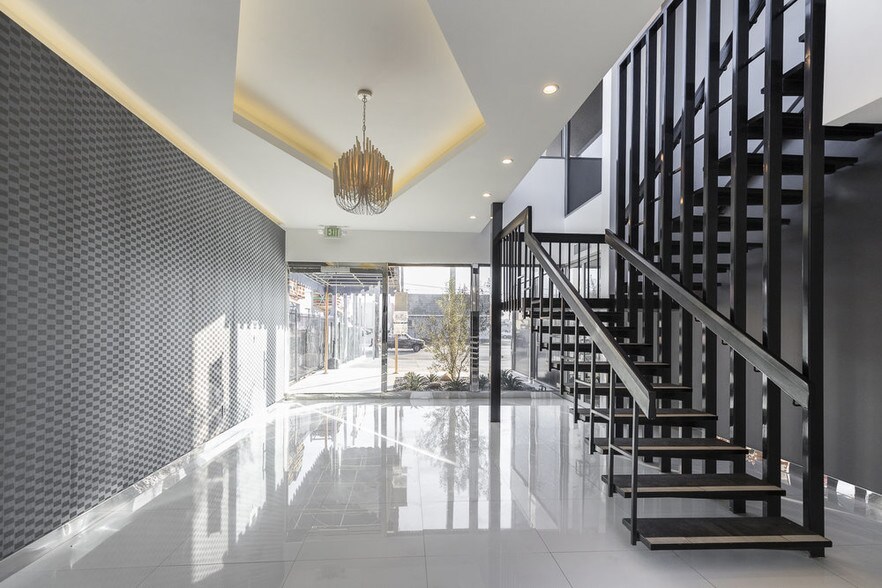 More Photos Of 6829 Lankershim Blvd, North Hollywood Medical For Lease