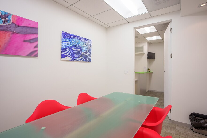 More Photos Of 2450 Hollywood Blvd, Hollywood Loft Creative Space For Sale