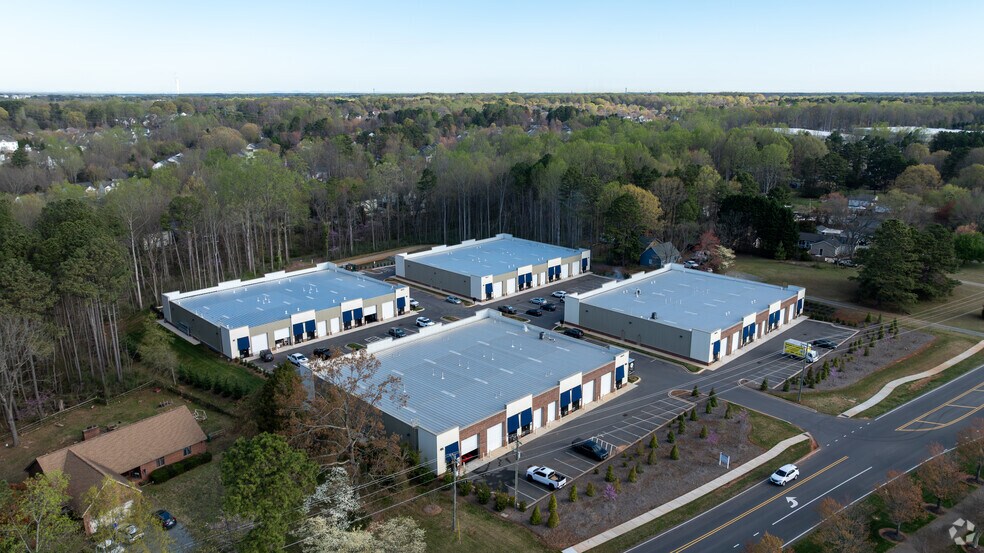 More Photos Of 10415 Bailey Rd, Cornelius Industrial For Lease