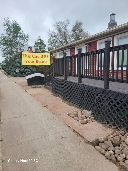 More Photos Of 611 Coffeen Ave, Sheridan Storefront Retail Office For Lease