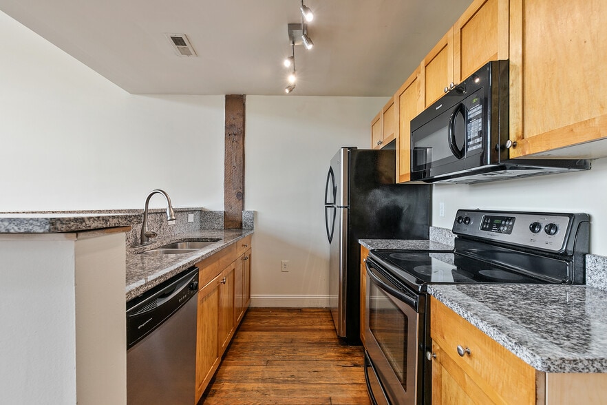More Photos Of 1309 W Broad St, Richmond Apartments For Sale