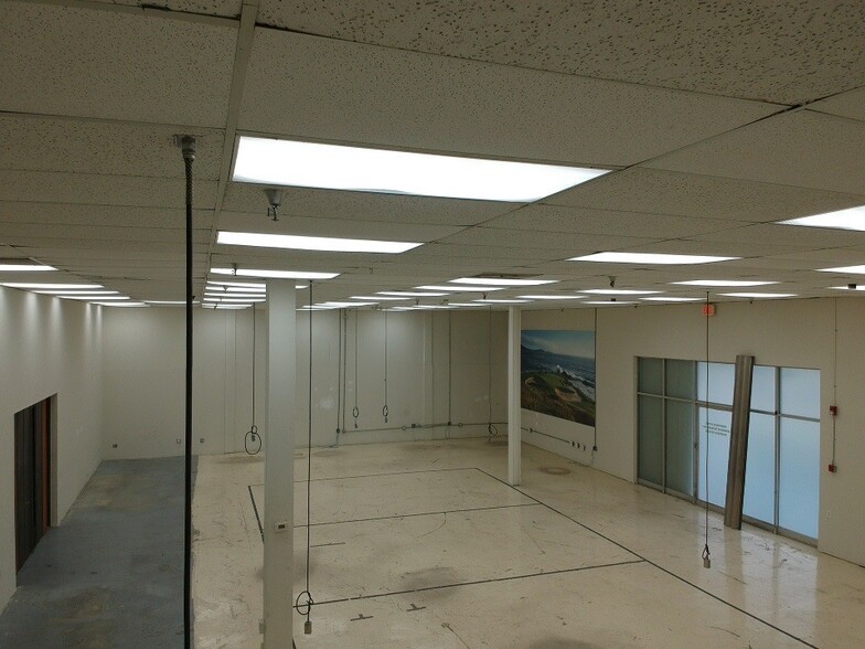 More Photos Of 51 Hypoluxo Rd, Hypoluxo Warehouse For Lease
