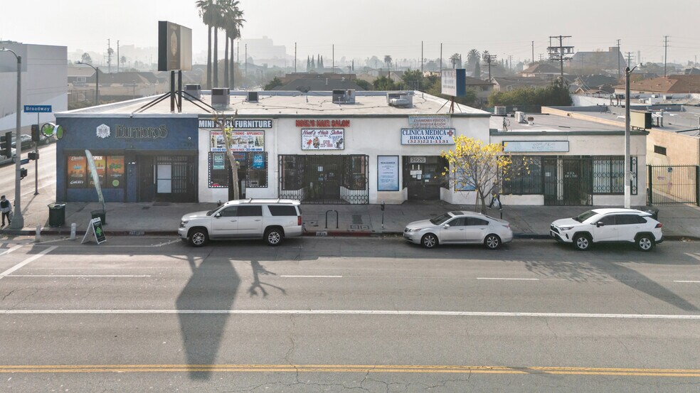 More Photos Of 2924-2934 N Broadway, Los Angeles Storefront For Sale