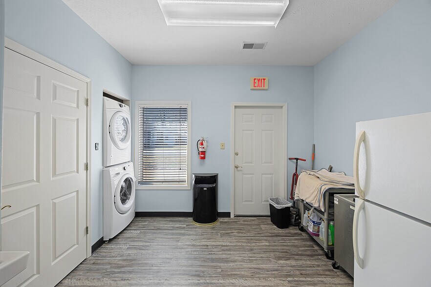 More Photos Of 2782 N Highland Ave, Jackson Loft Creative Space For Sale