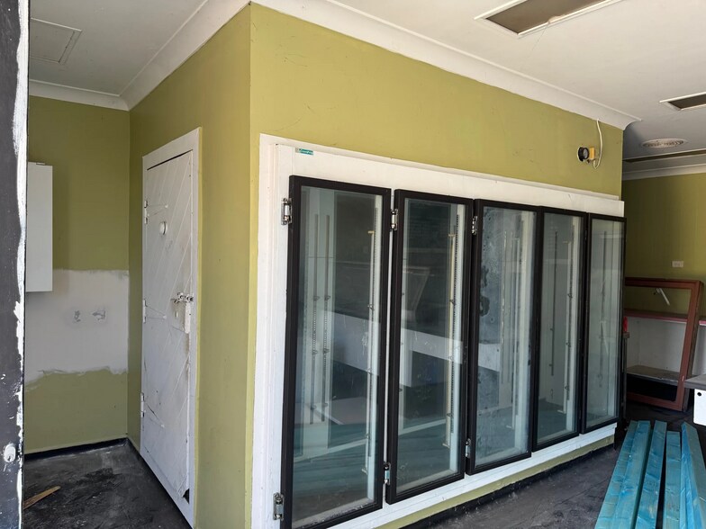 More Photos Of 18 George Street, West Wallsend Restaurant For Lease