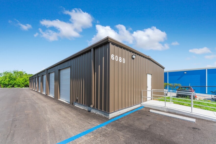 More Photos Of 6080 Deacon Rd, Sarasota Warehouse For Lease