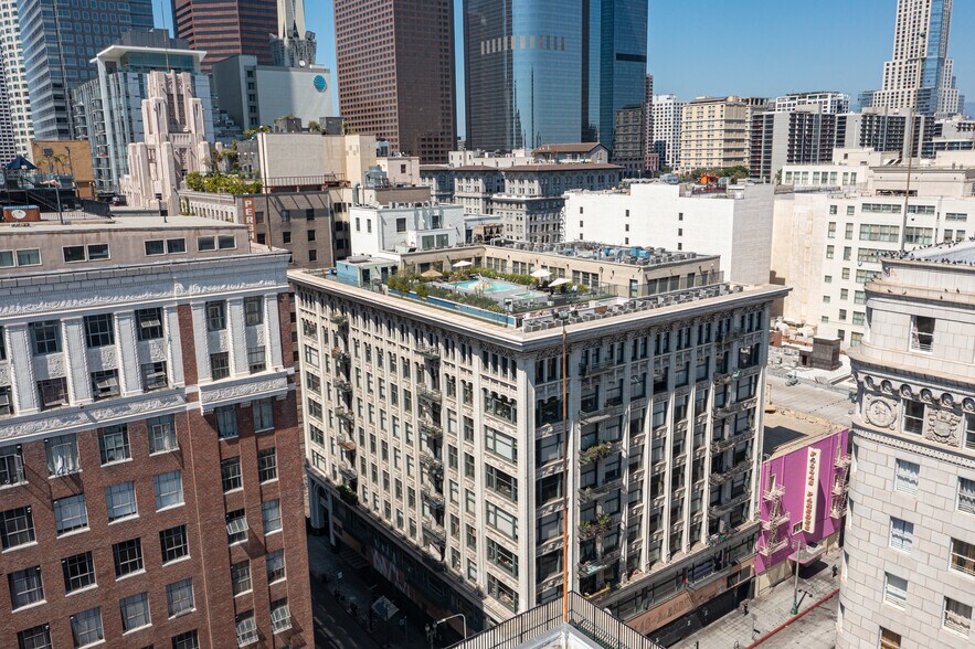 Primary Photo Of 449 S Broadway, Los Angeles Apartments For Sale