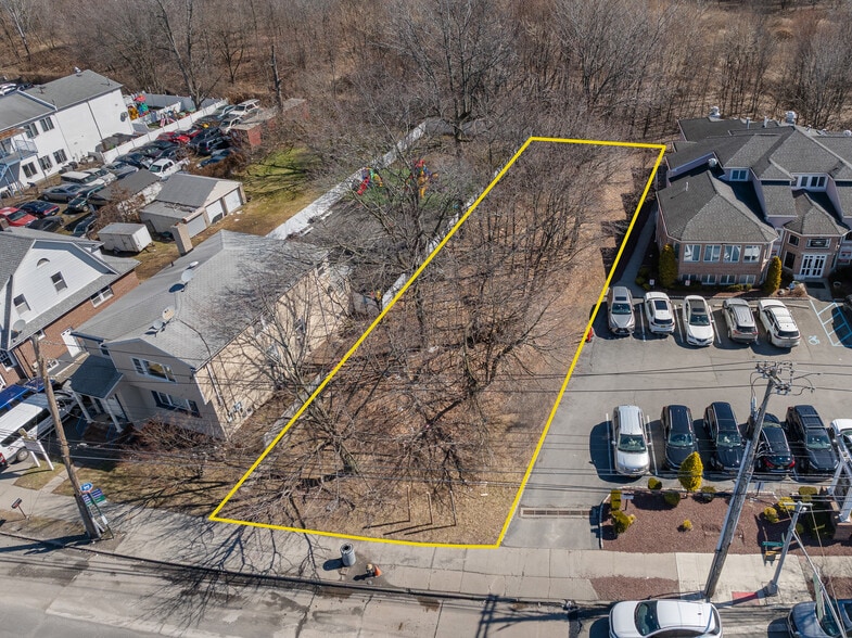 More Photos Of 0 Richmond Ave, Staten Island Land For Sale