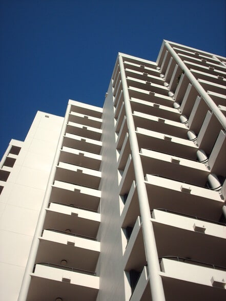 More Photos Of 1255 N Gulfstream Ave, Sarasota Apartments For Sale