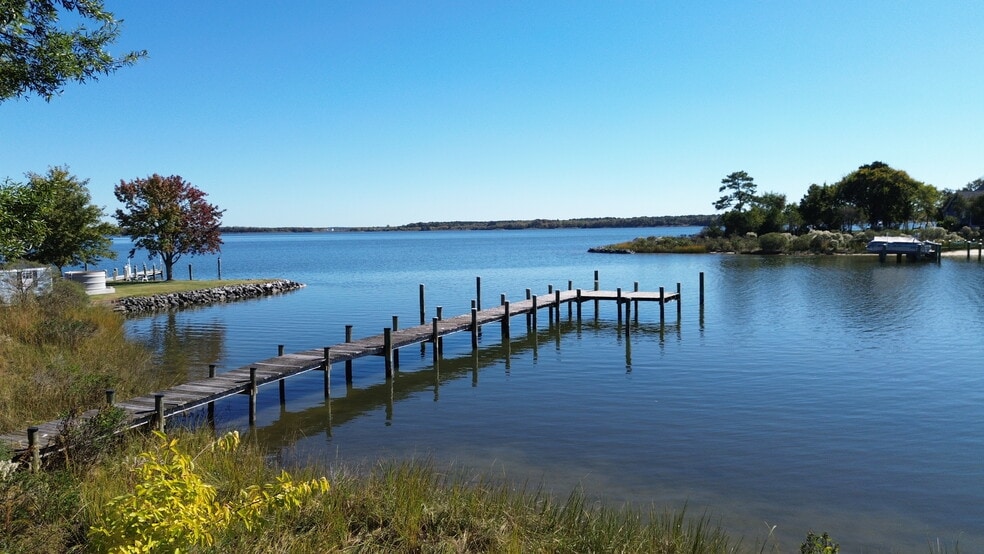 More Photos Of 38869 Morris Point Rd, Abell Restaurant For Sale