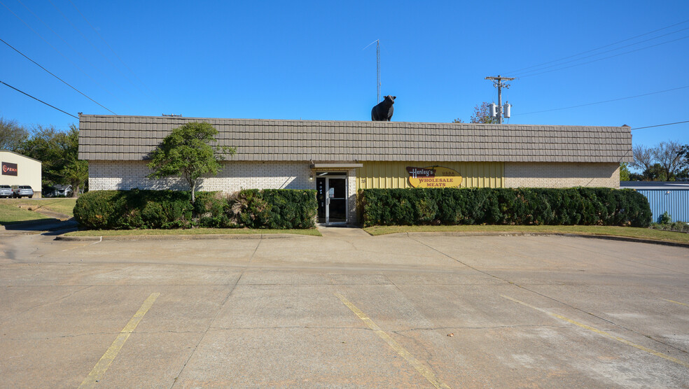 Primary Photo Of 28 Remount Rd, North Little Rock Food Processing For Sale