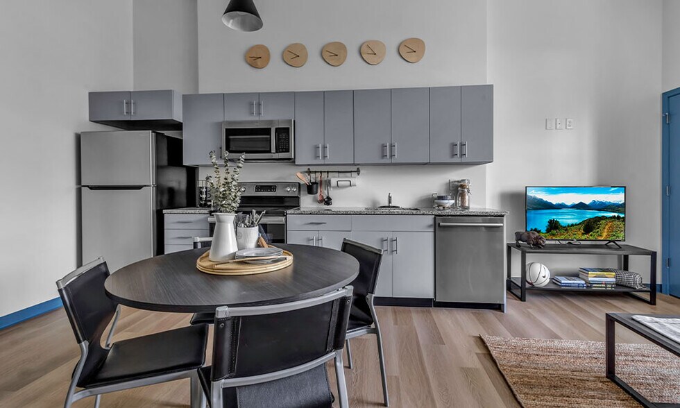 More Photos Of 2915-2949 N Forest Rd, Amherst Apartments For Sale