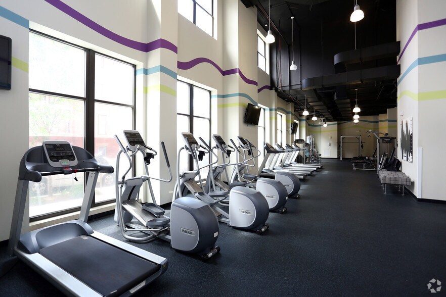 More Photos Of 30 W Biddle St, Baltimore Apartments For Lease