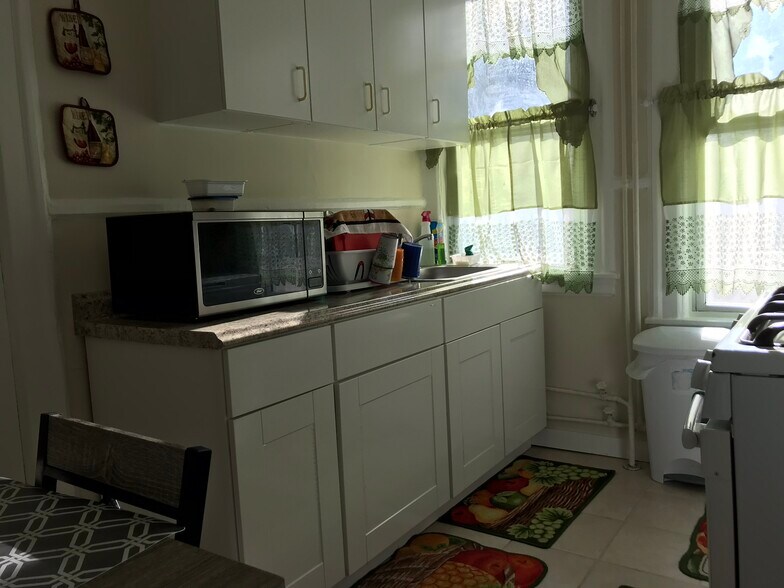 More Photos Of 251-253 S Fifth Ave, Mount Vernon Apartments For Sale