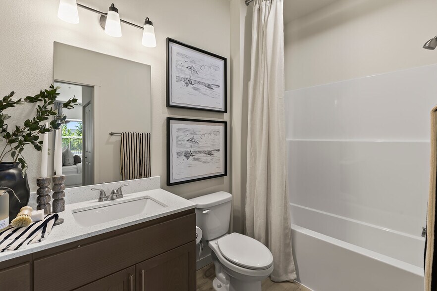 More Photos Of 7011 NE 126th St, Vancouver Apartments For Sale