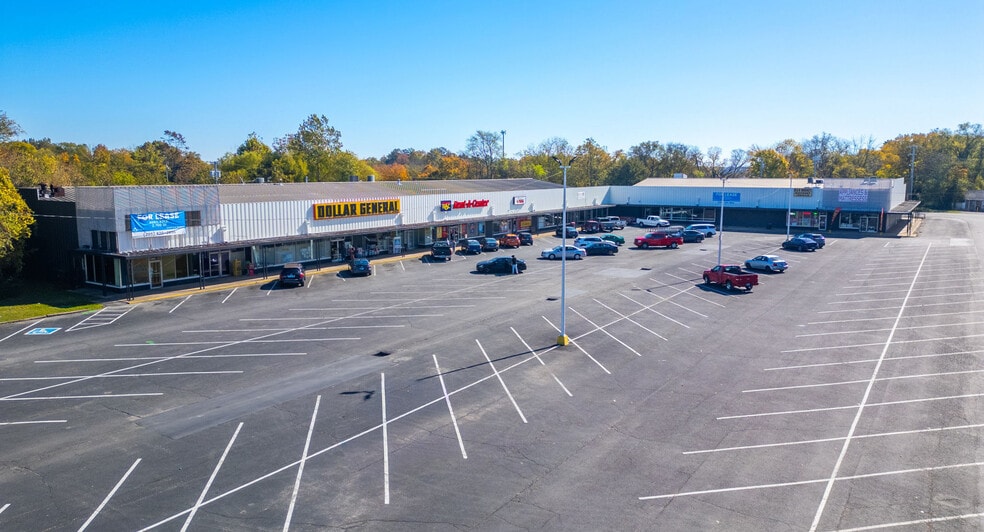 Primary Photo Of 924 Providence Blvd, Clarksville Unknown For Lease