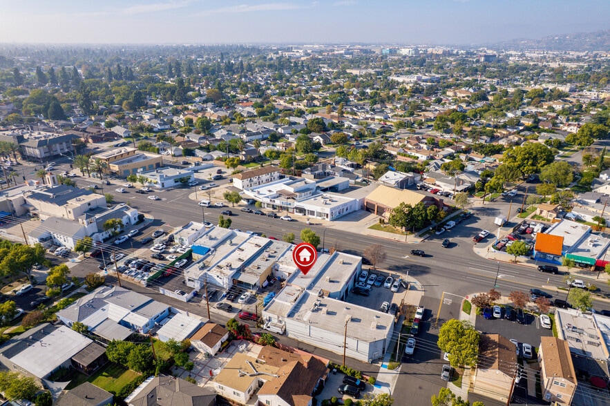 More Photos Of 2304-2306 Burbank blvd, Burbank Office Residential For Sale