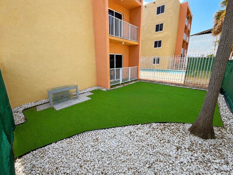 More Photos Of 2400 NW 16th Street Rd, Miami Apartments For Sale