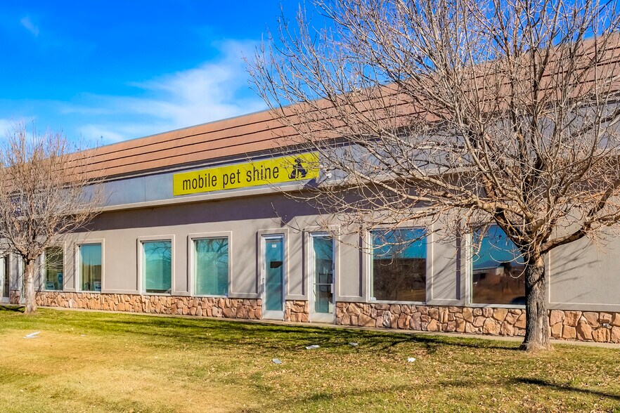 More Photos Of 6830 S Jordan Rd, Centennial Warehouse For Lease