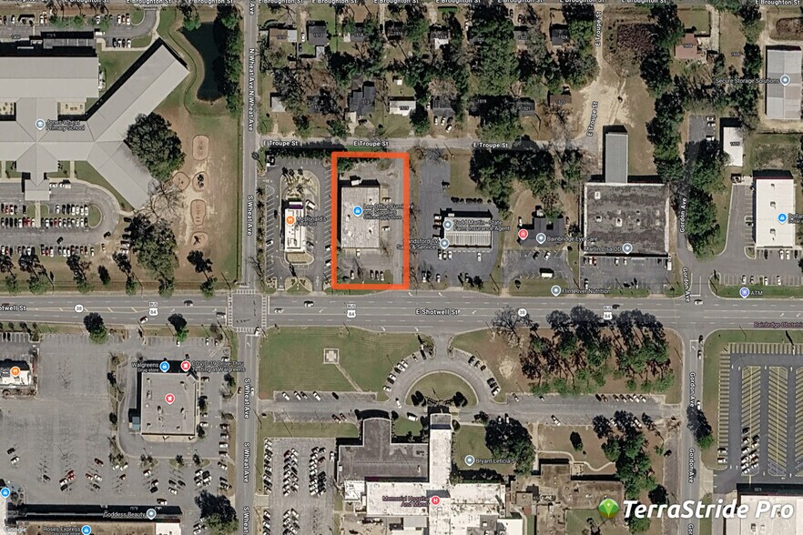 More Photos Of 1503 E Shotwell St, Bainbridge Storefront Retail Office For Sale